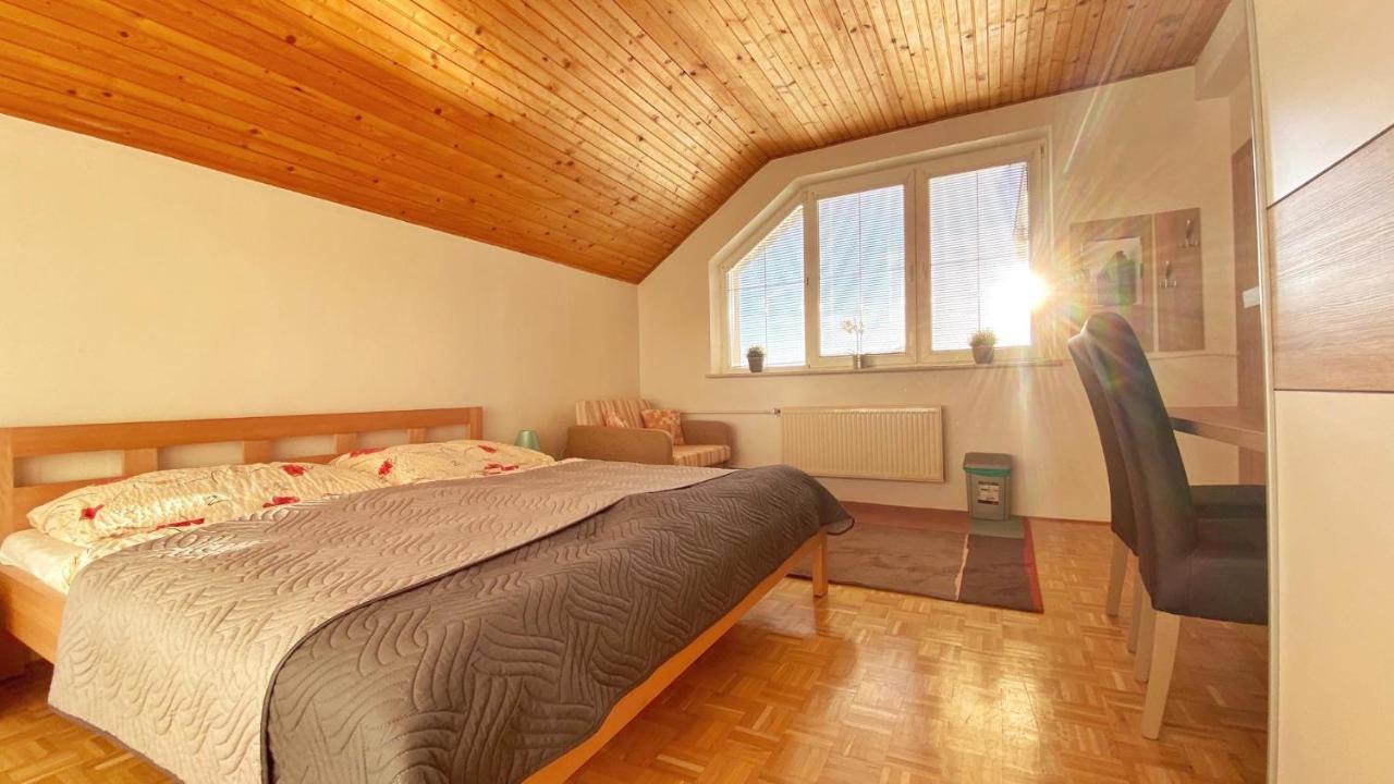 Relax Villa Tatry - Wifi/Tv, Bbq, Billiard Nova Lesna Bagian luar foto