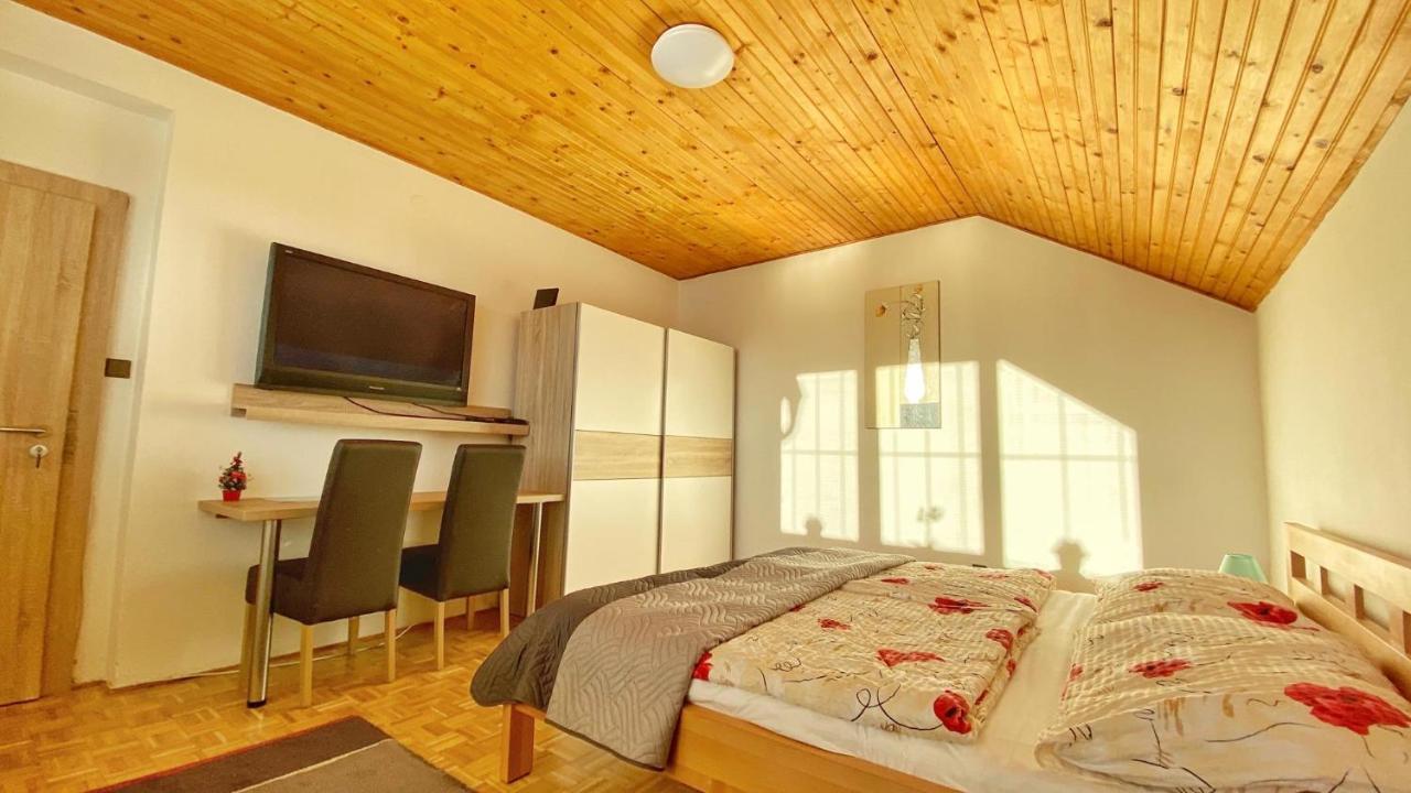 Relax Villa Tatry - Wifi/Tv, Bbq, Billiard Nova Lesna Bagian luar foto